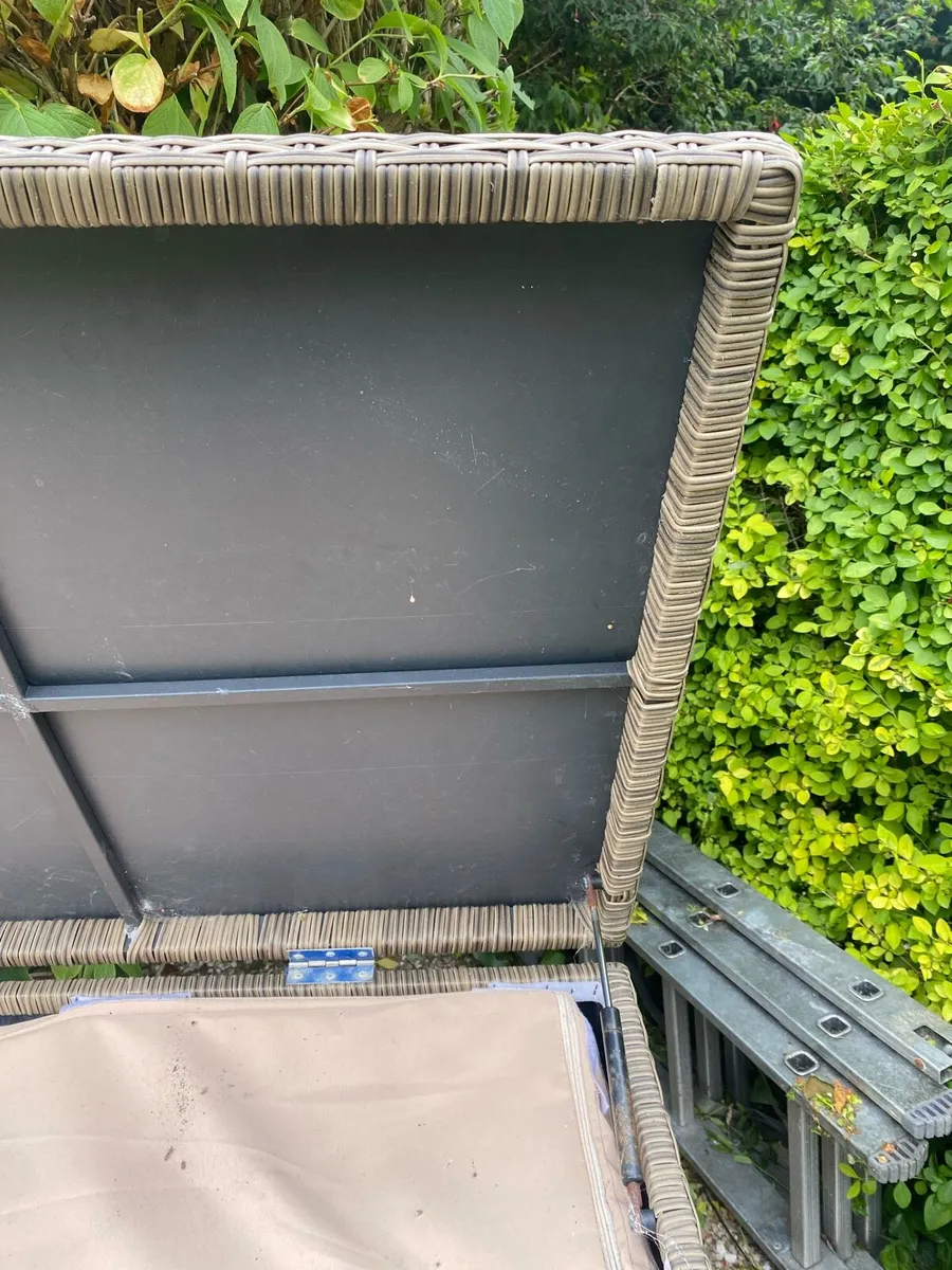 Garden cushion storage - Image 4