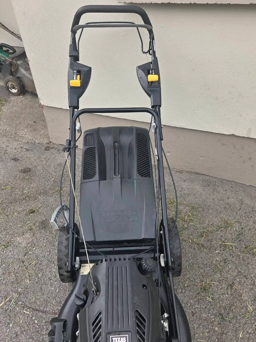 Texas 4in 1 Lawnmover self drive - Image 4