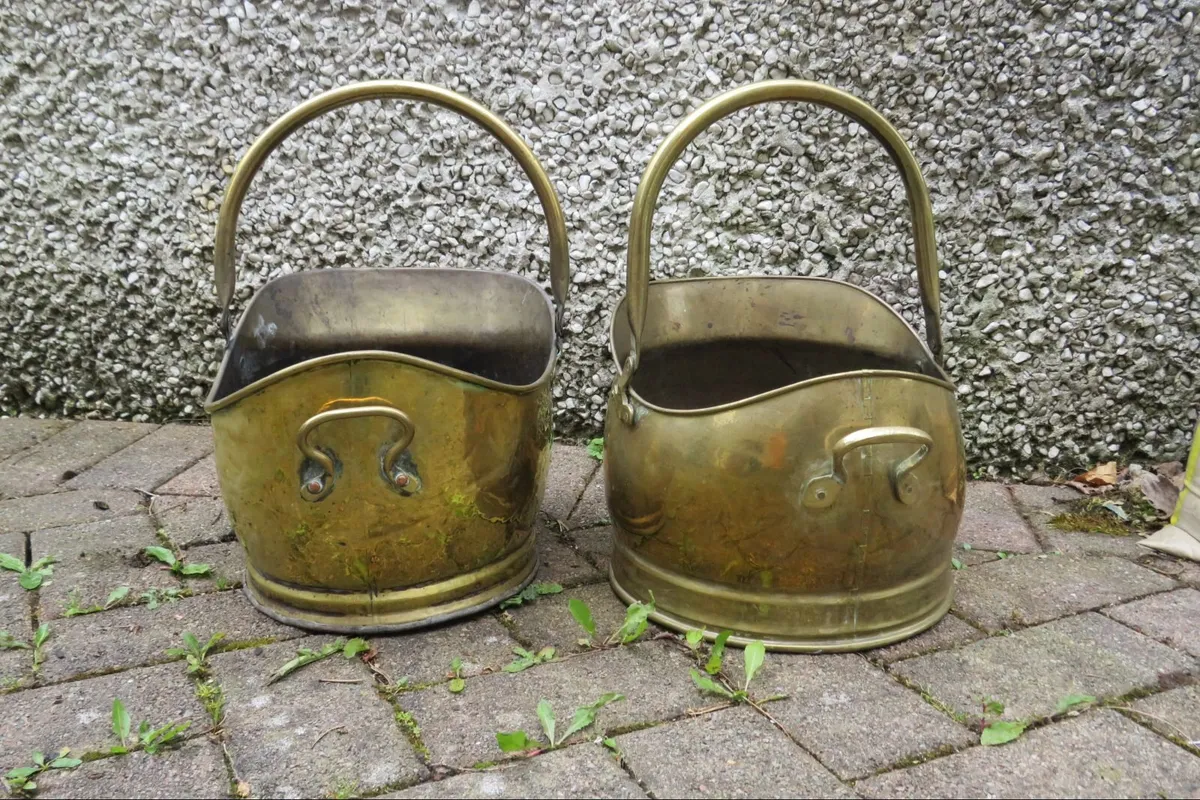 2 antique brass coal buckets - Image 4