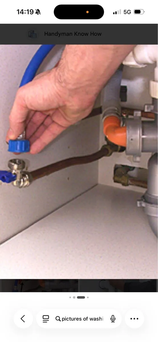 Plumber available - Image 2