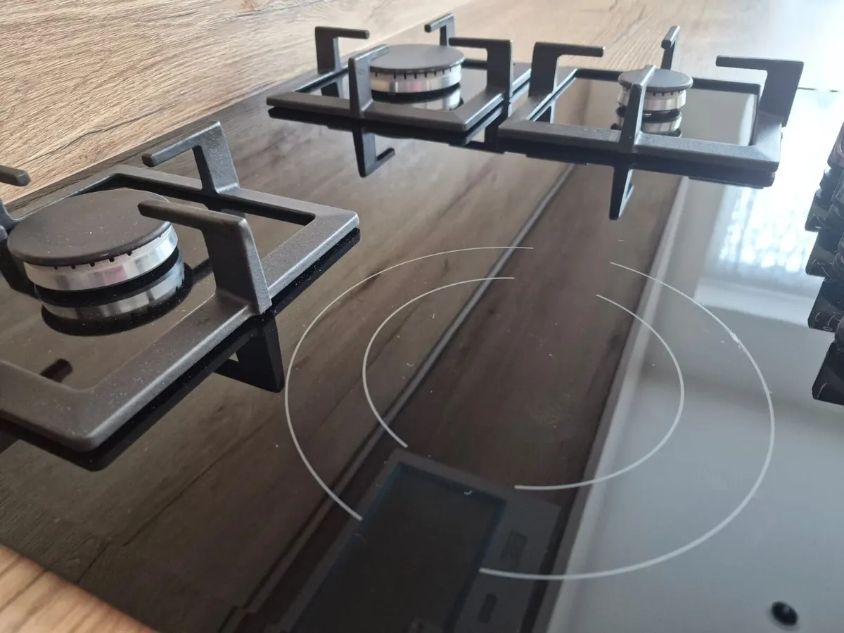 ceramic gas hob 3+1 - Image 1