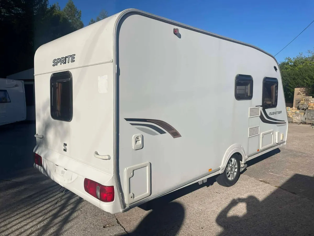 2010 sprite 5 berth with awning caravan - Image 2
