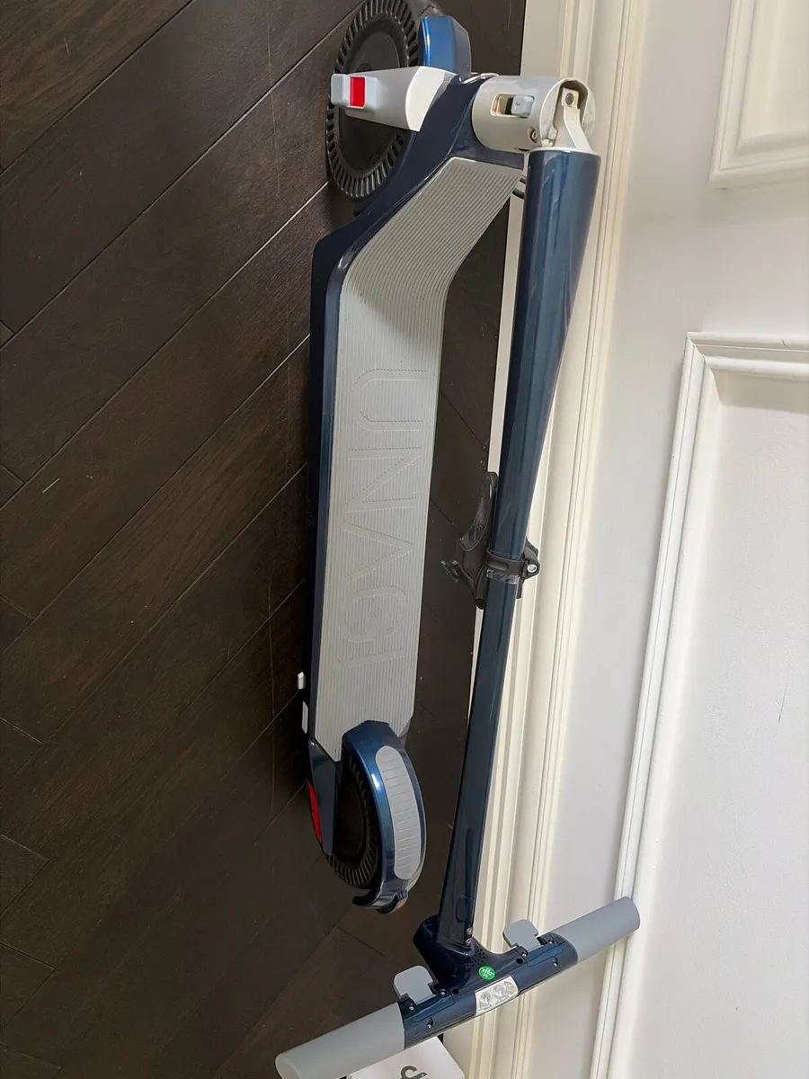 Electric Scooter - 130kg carry capacity - Image 1