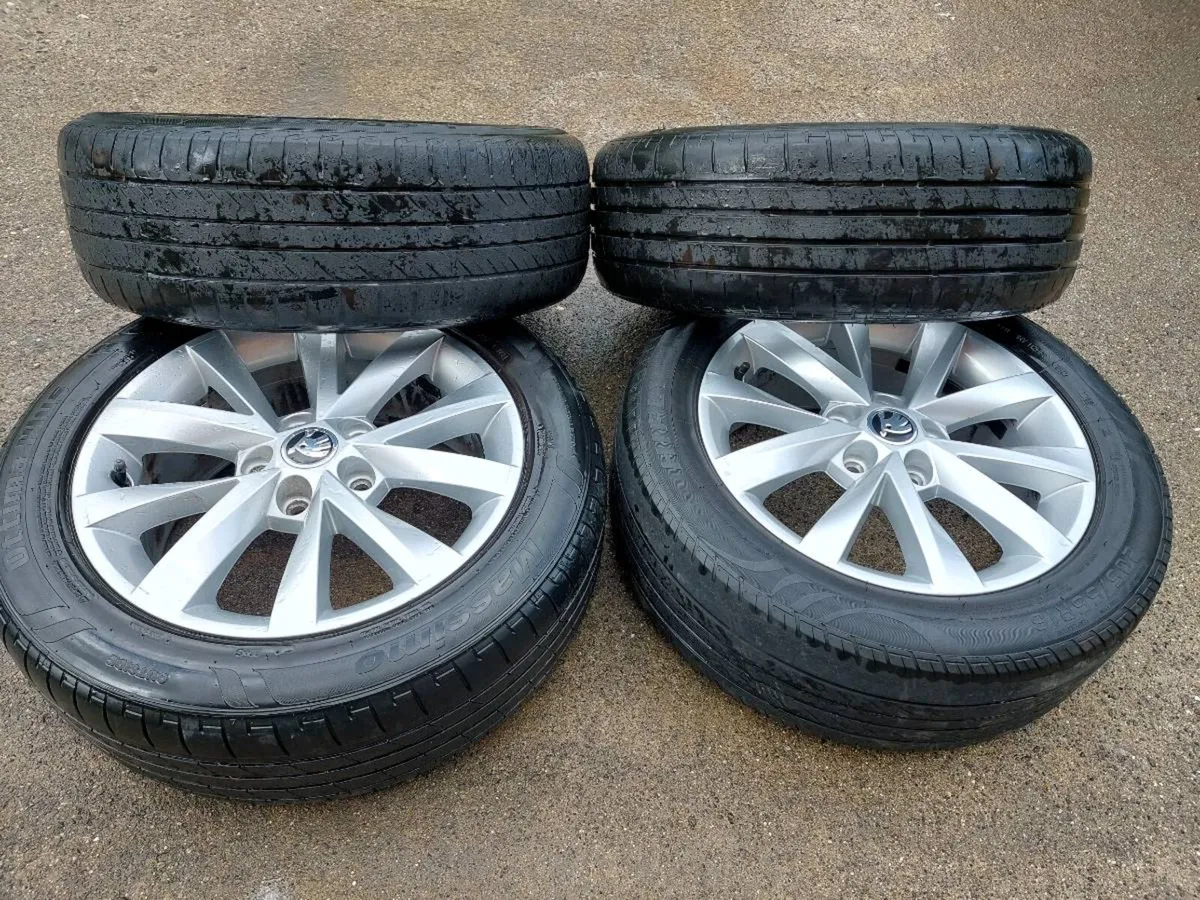 16" SKODA ALLOY WHEELS AND TYRES - Image 3