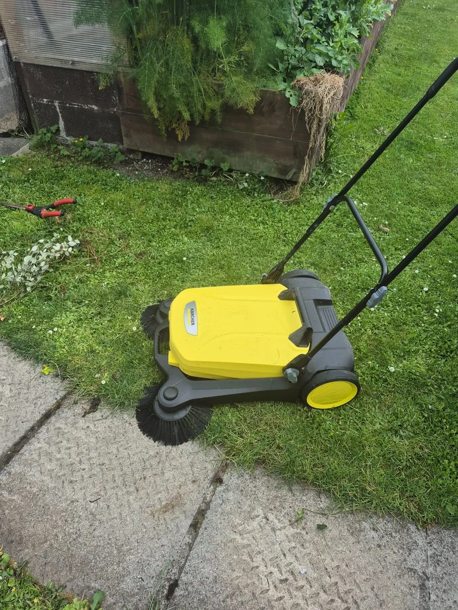 Yard sweeper - Image 3