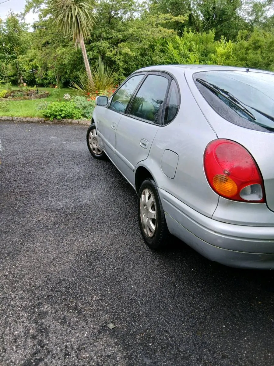Toyota Corolla - Image 4