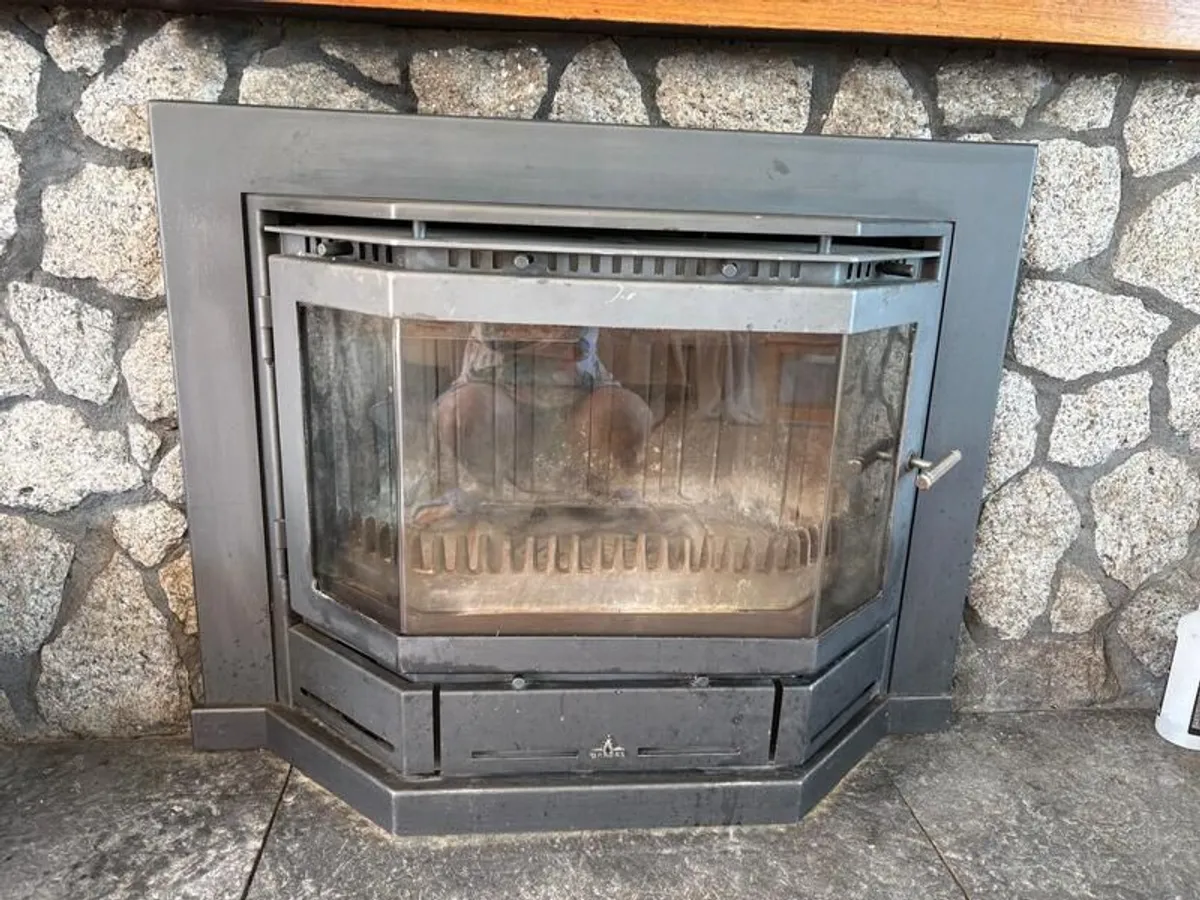 Fire places - Image 1