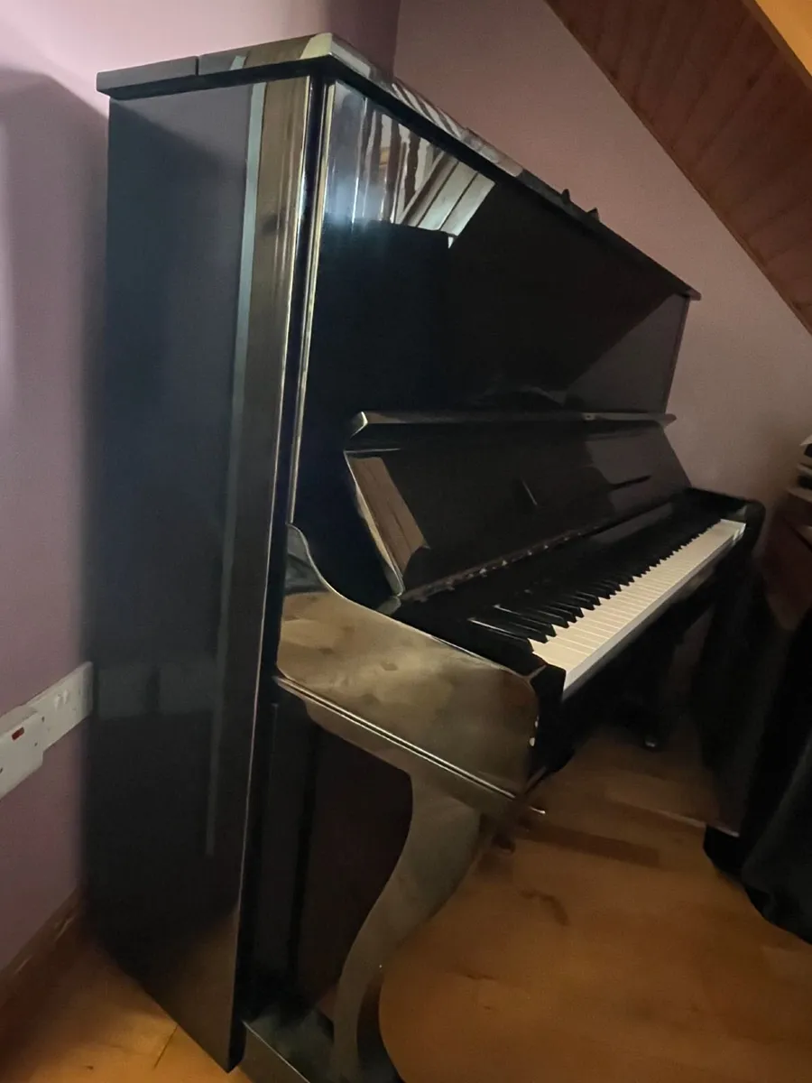 Upright Piano - Samick - Image 2