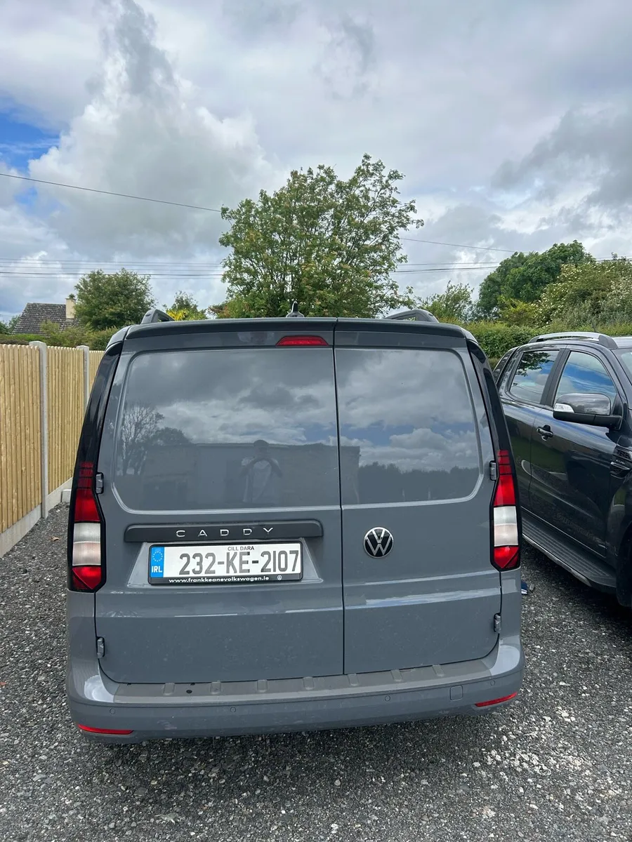 Volkswagen caddy - Image 3