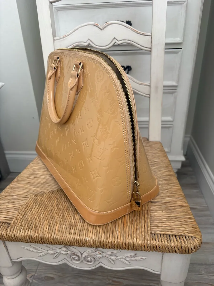 Ladies handbag - Image 3