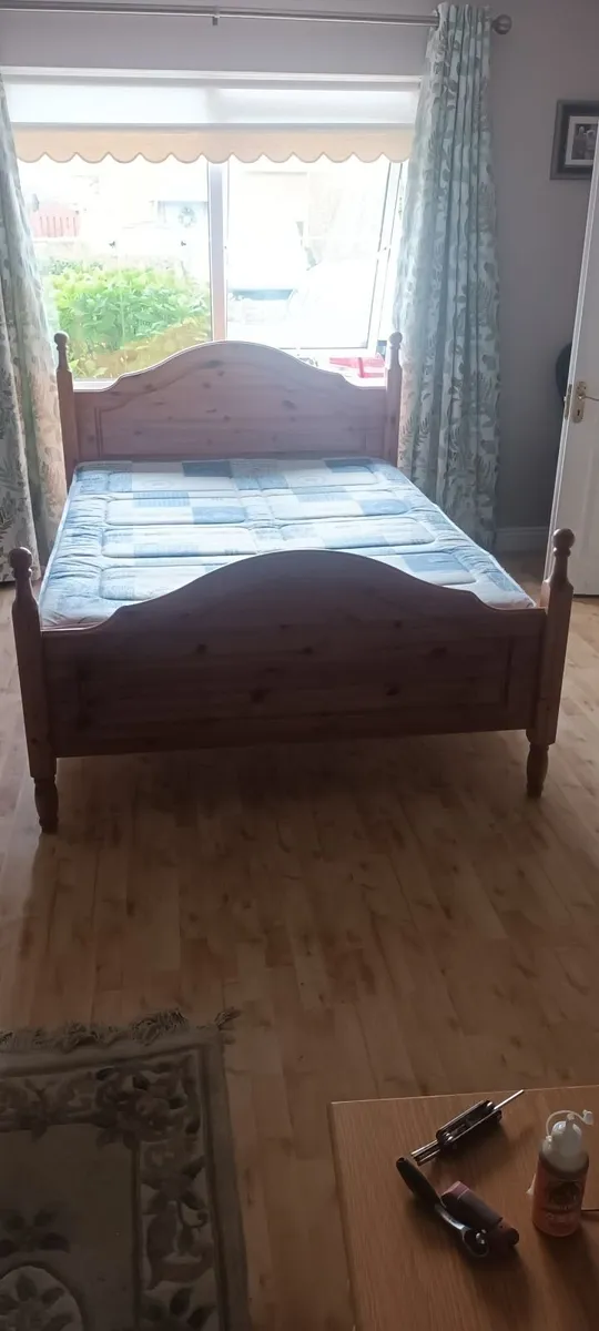 Double bed - Image 1
