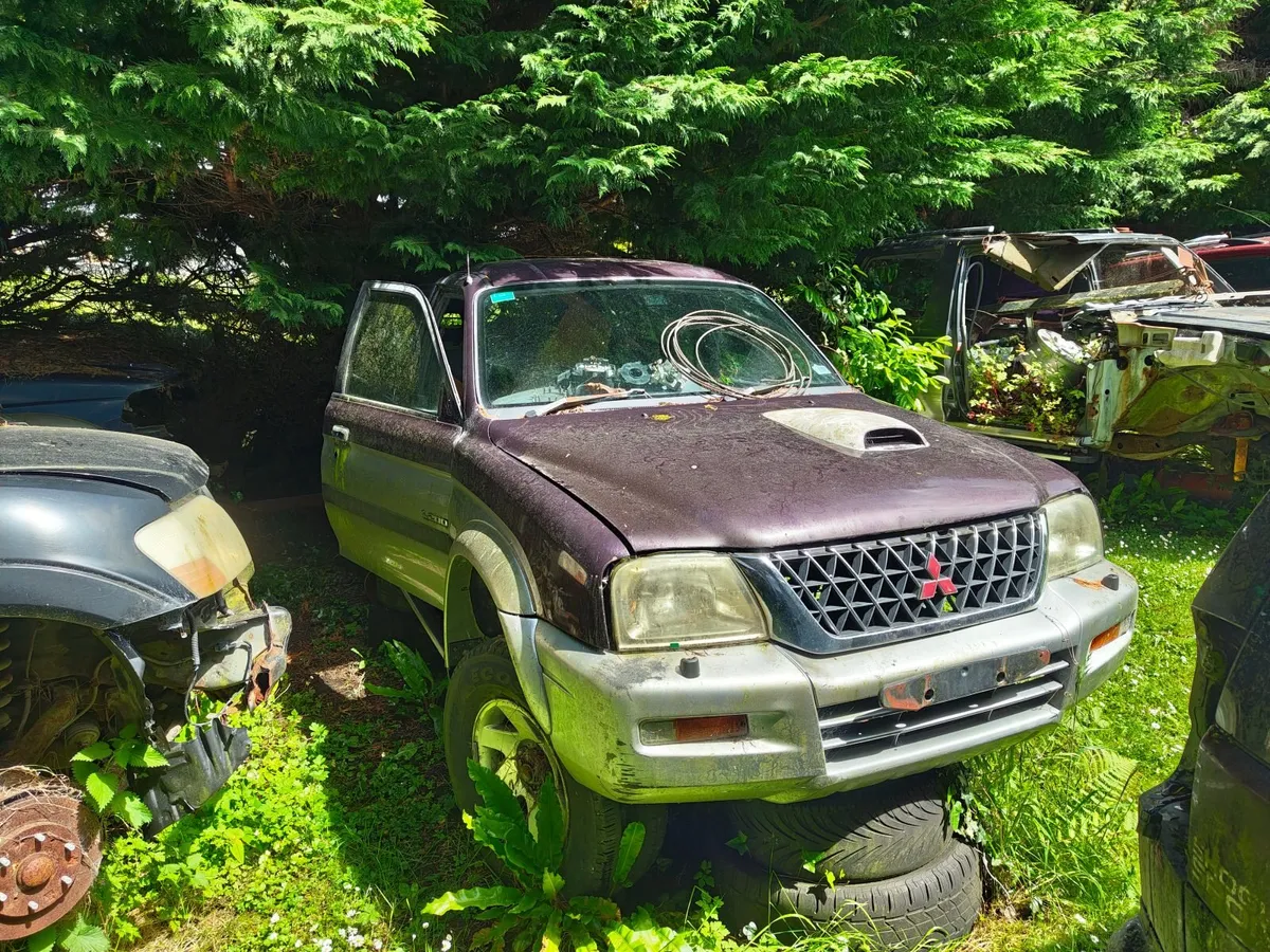 Mitsubishi L200 and Pajero Parts - Image 3