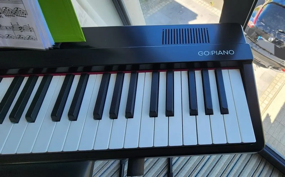 digital piano - Image 2