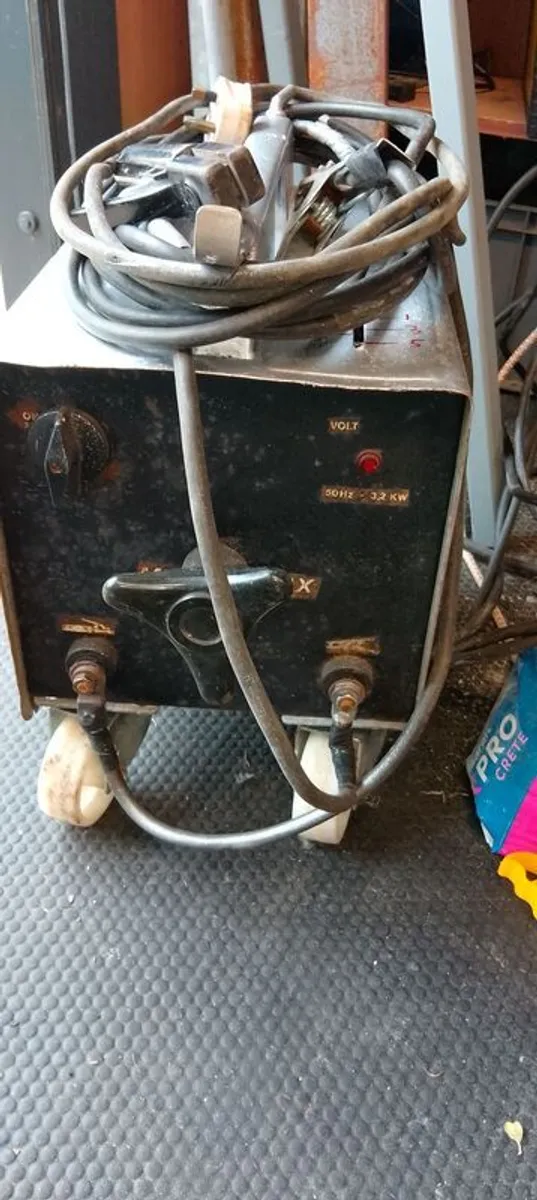 Welder , bench drill - Image 1