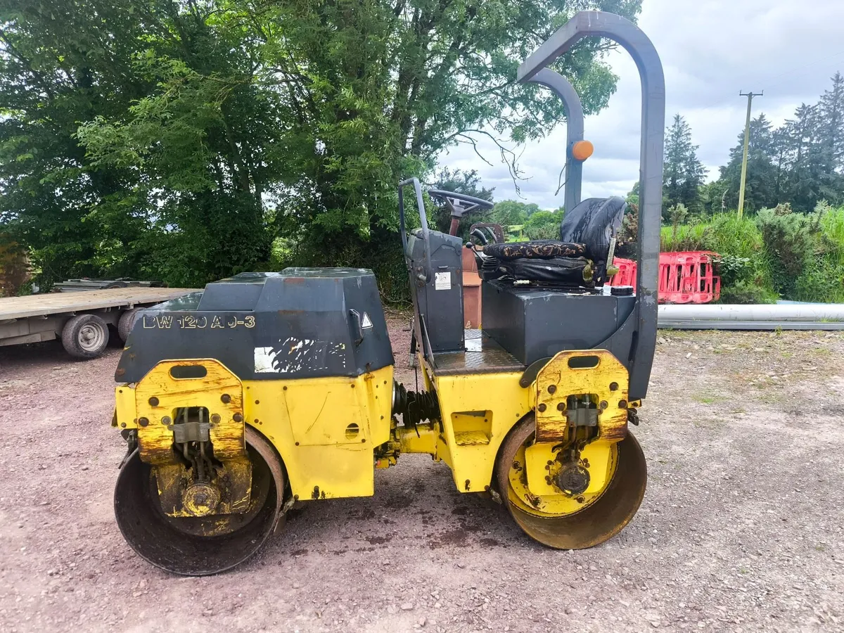 Bomag 120 Roller - Image 3