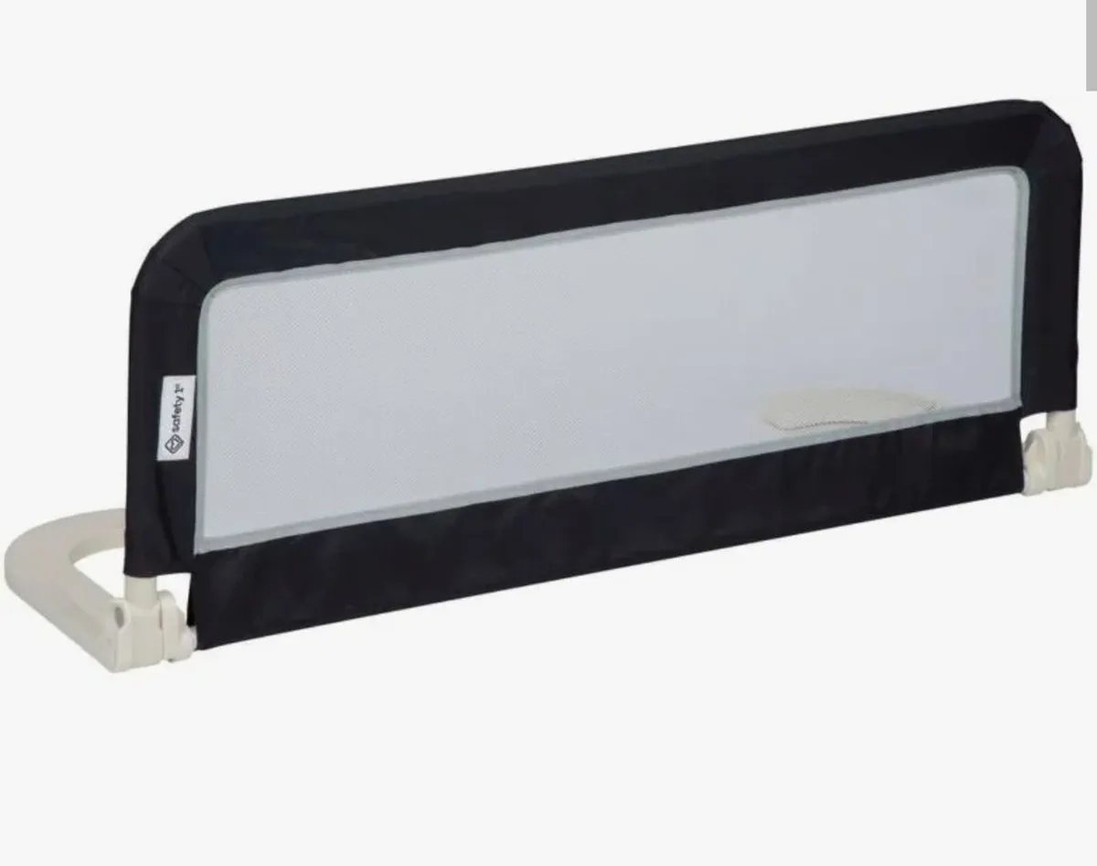 Safety bed guard