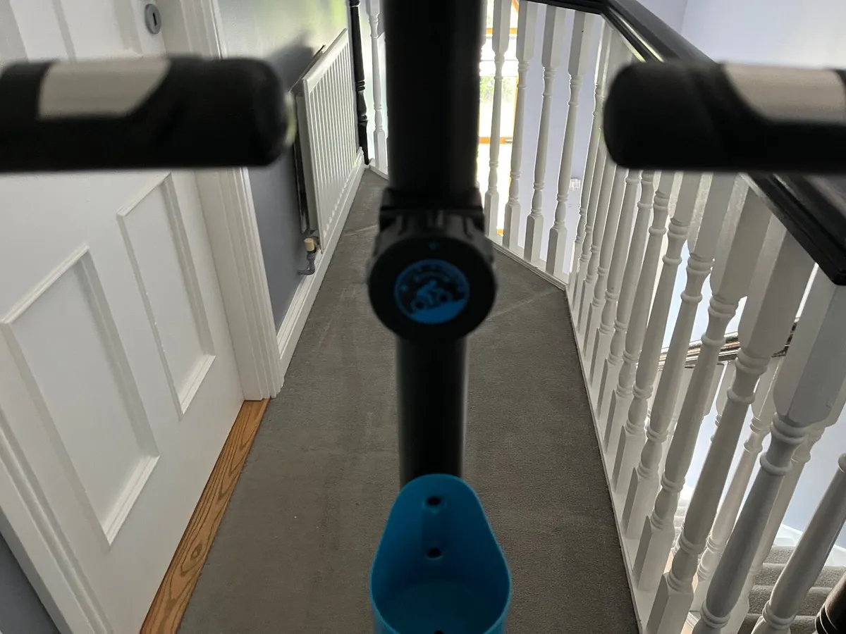Exercise bike - Image 4