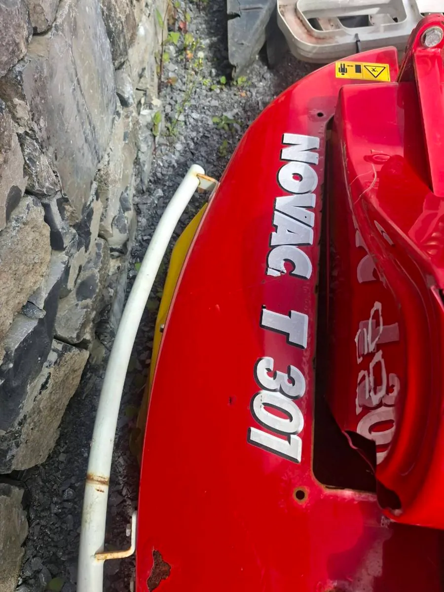 Pottinger Novacat 301 front mower - Image 4