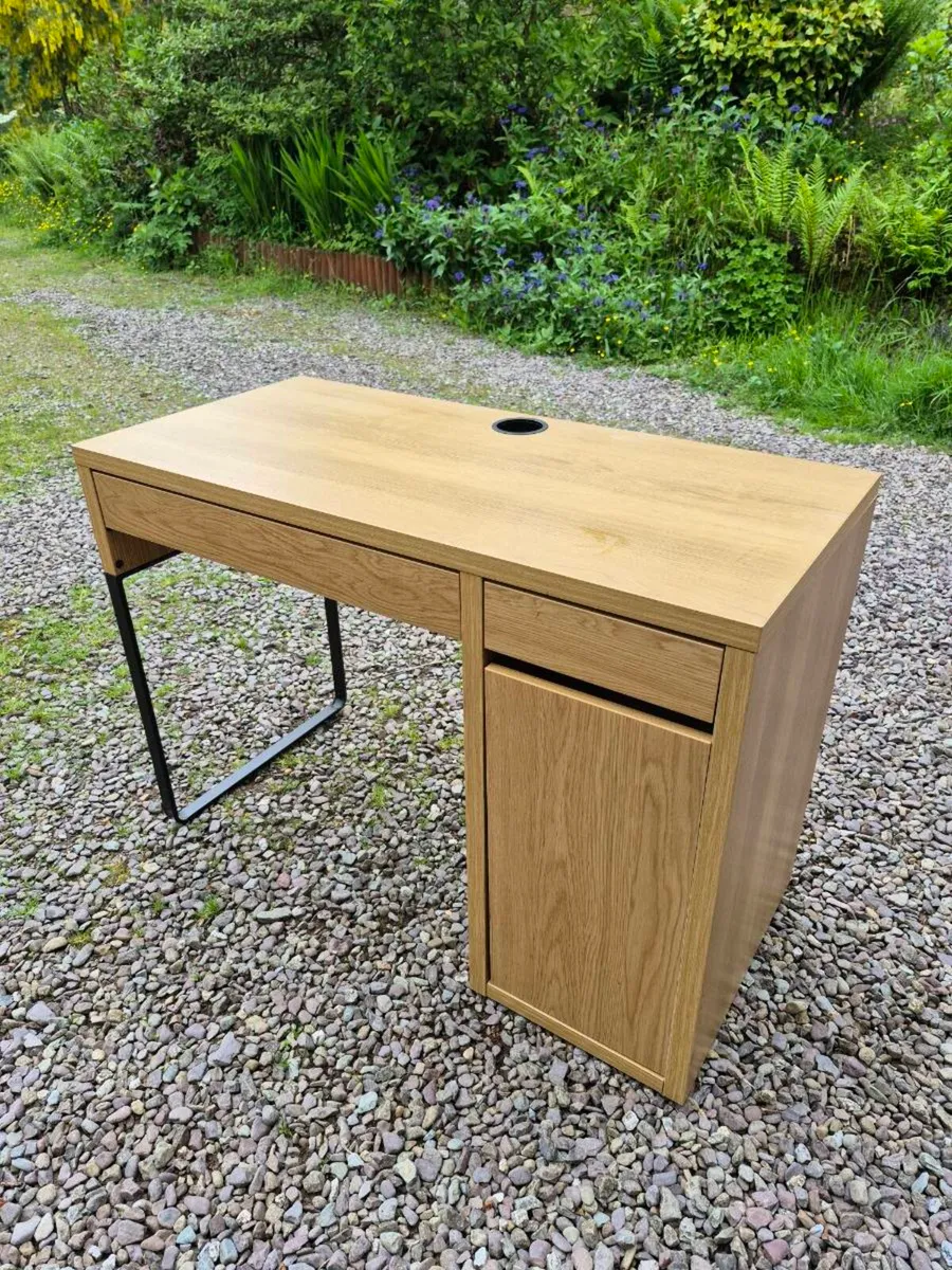 Office/ Study desk - Image 4