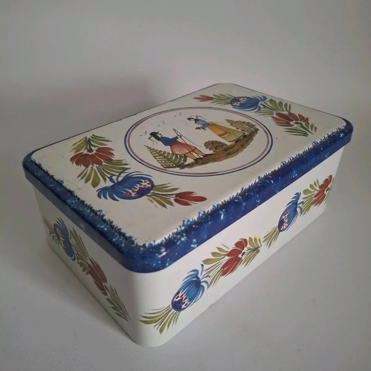 French Quimper Biscuit Tin - Image 1