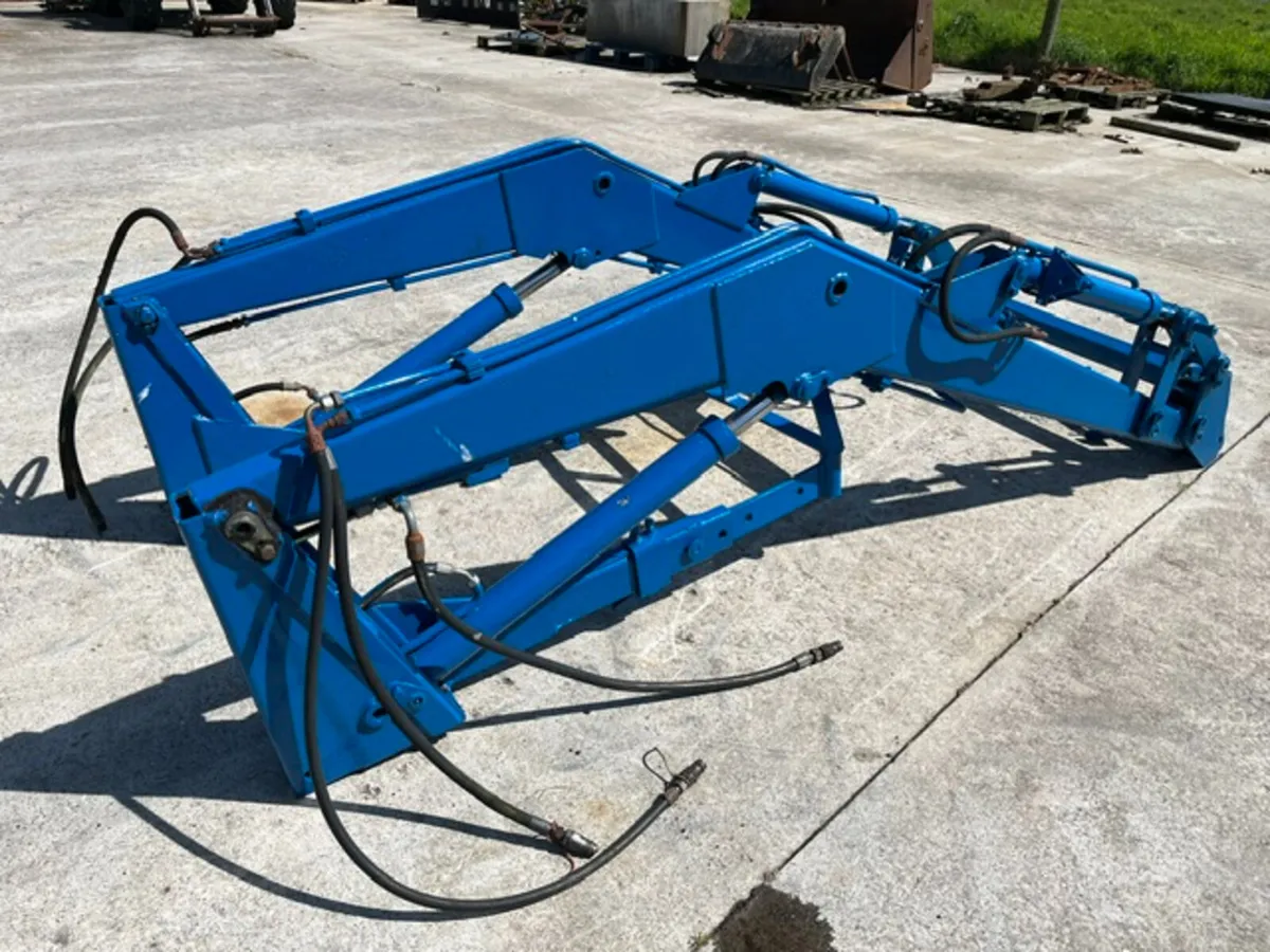 Tanco Power Loader c/w ... suit Fiat 80-90 - Image 1