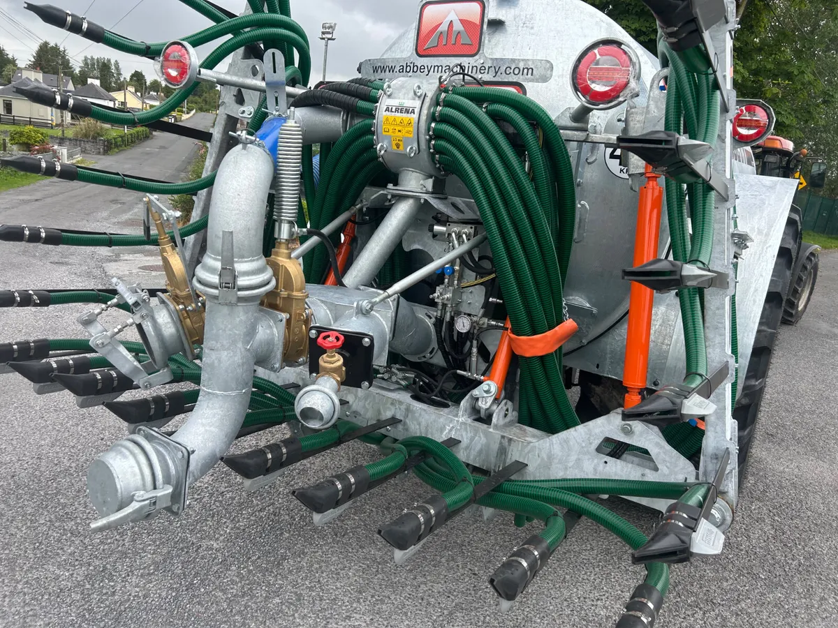 New Abbey 2050 Slurry Tank with Trailing Shoe - Image 4