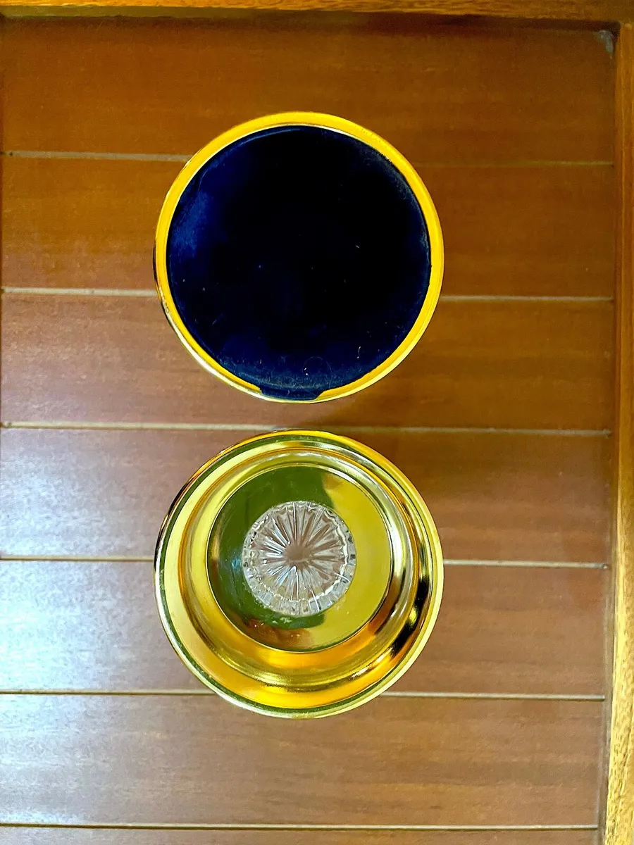 2 Killarney Crystal Vases 22ct Gold Finish bases - Image 3