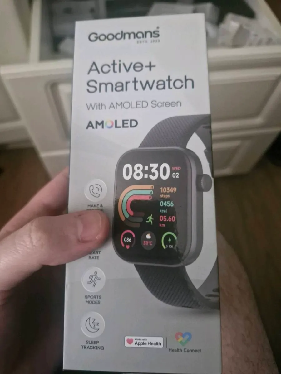 Smart watch + air pods brand new - Image 3