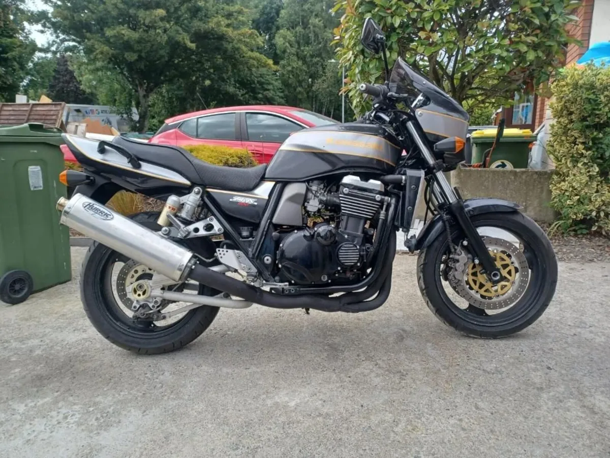 Kawasaki ZRX1100 - Image 3