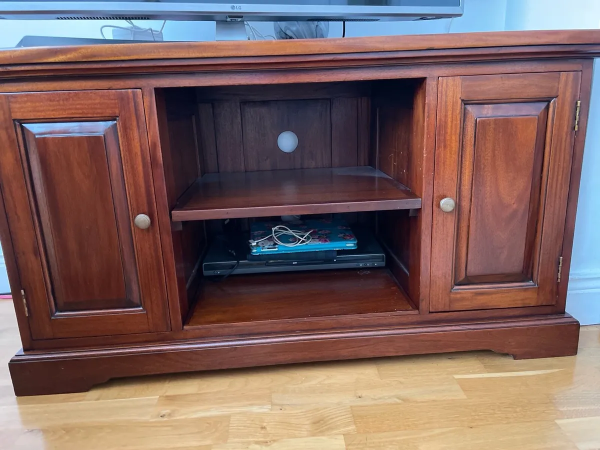 Shelf unit - Image 1