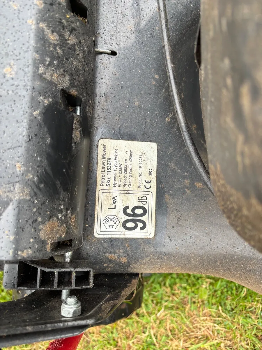 Pro-Lawn / Hyundai Lawnmower - Image 2