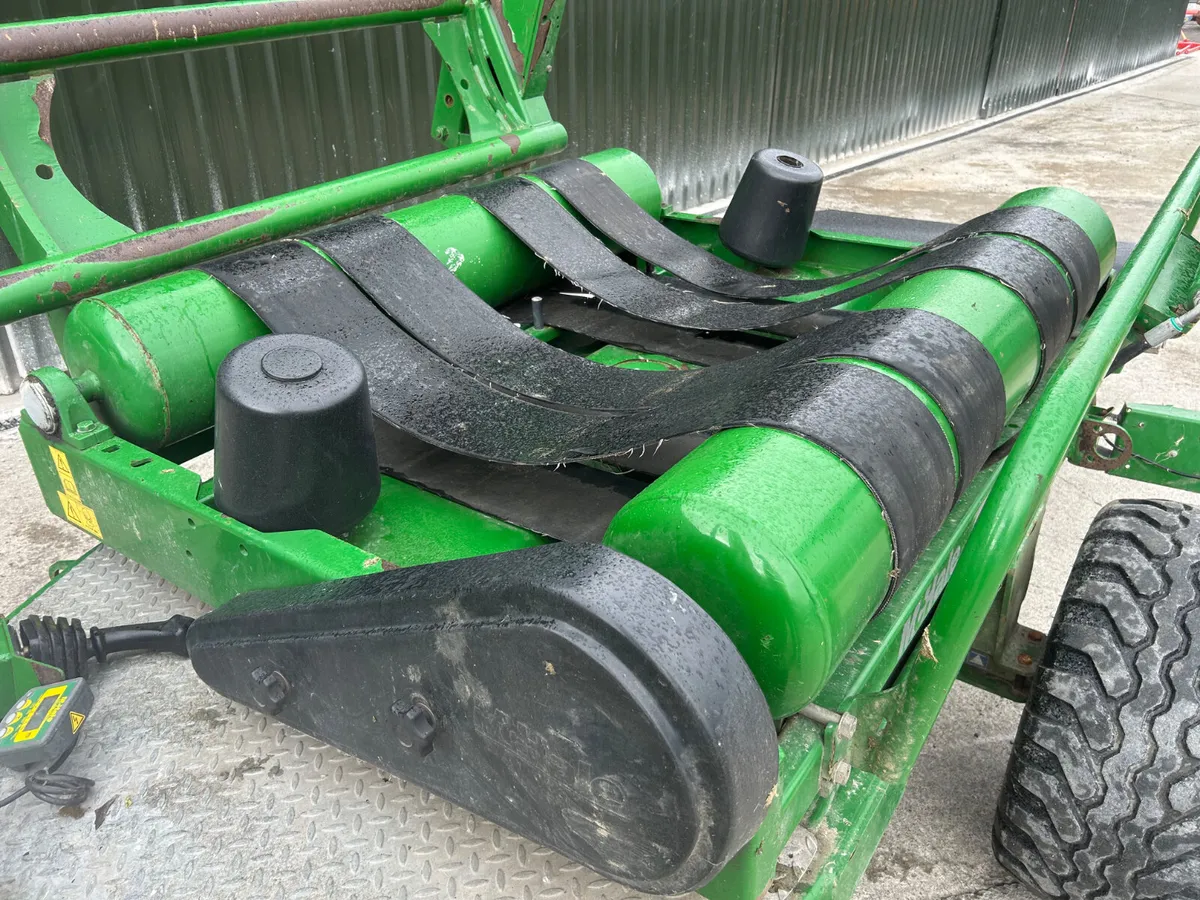2019 McHale 991 Bale Wrapper - Image 2