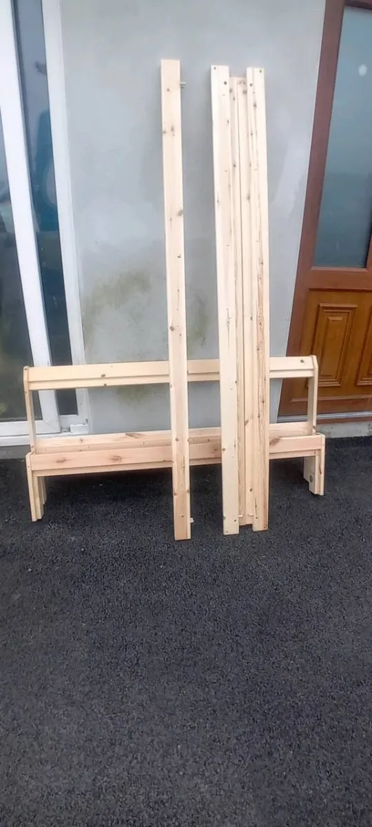 Standard double bed - Image 2