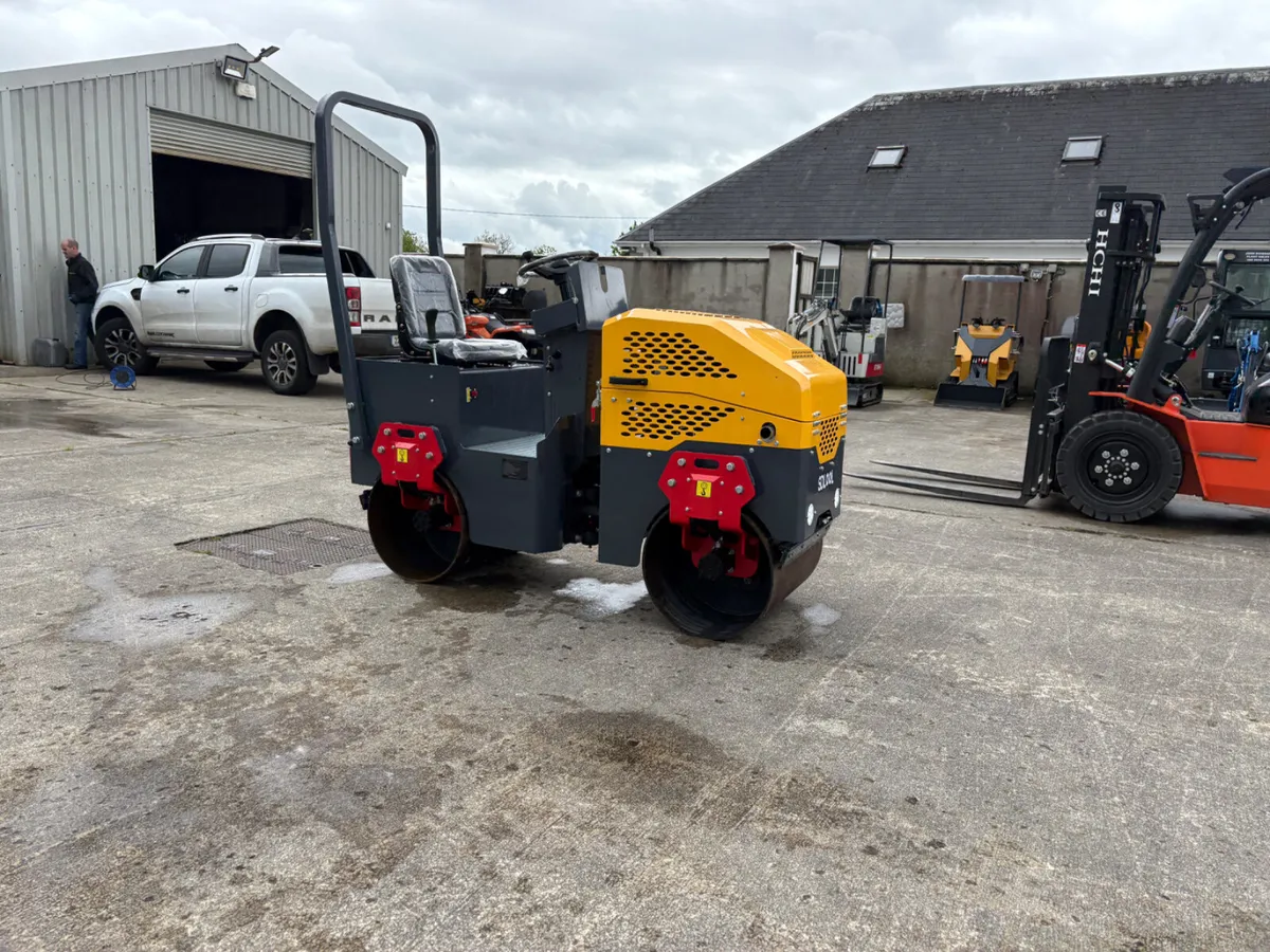 New 1 Ton Twin Drum Vibrating Roller - Image 4