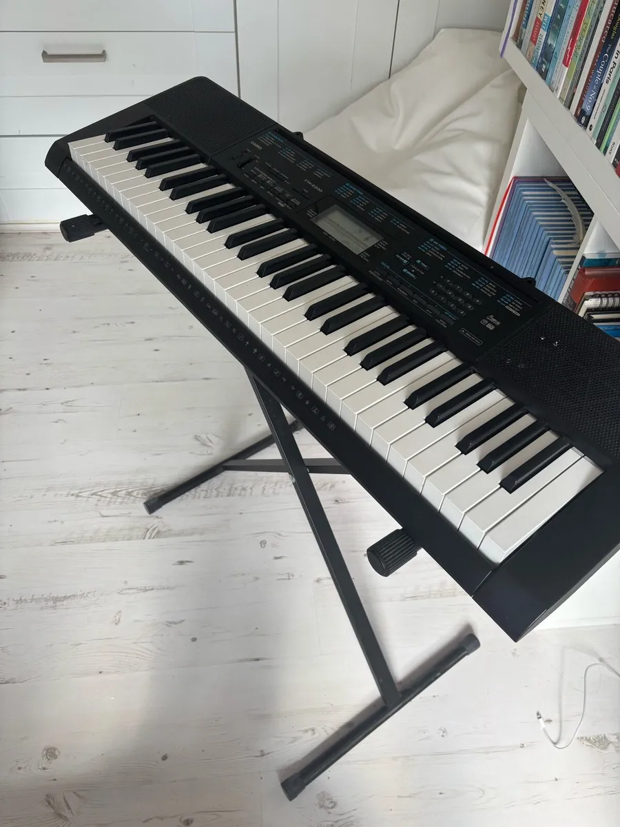 Casio CTK-2300 - Image 2