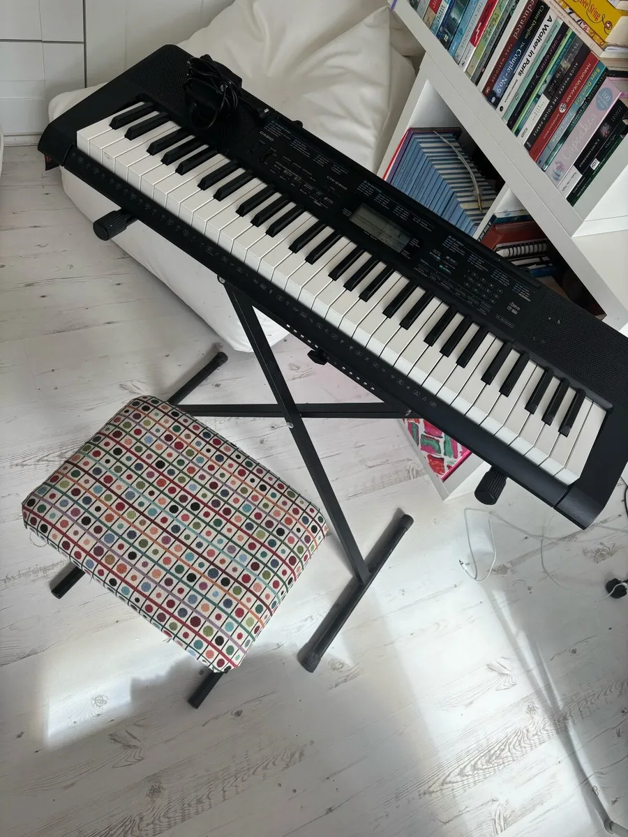 Casio CTK-2300 - Image 1