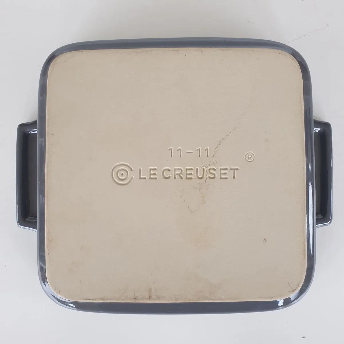 Le Creuset square stoneware baking dish - Image 2