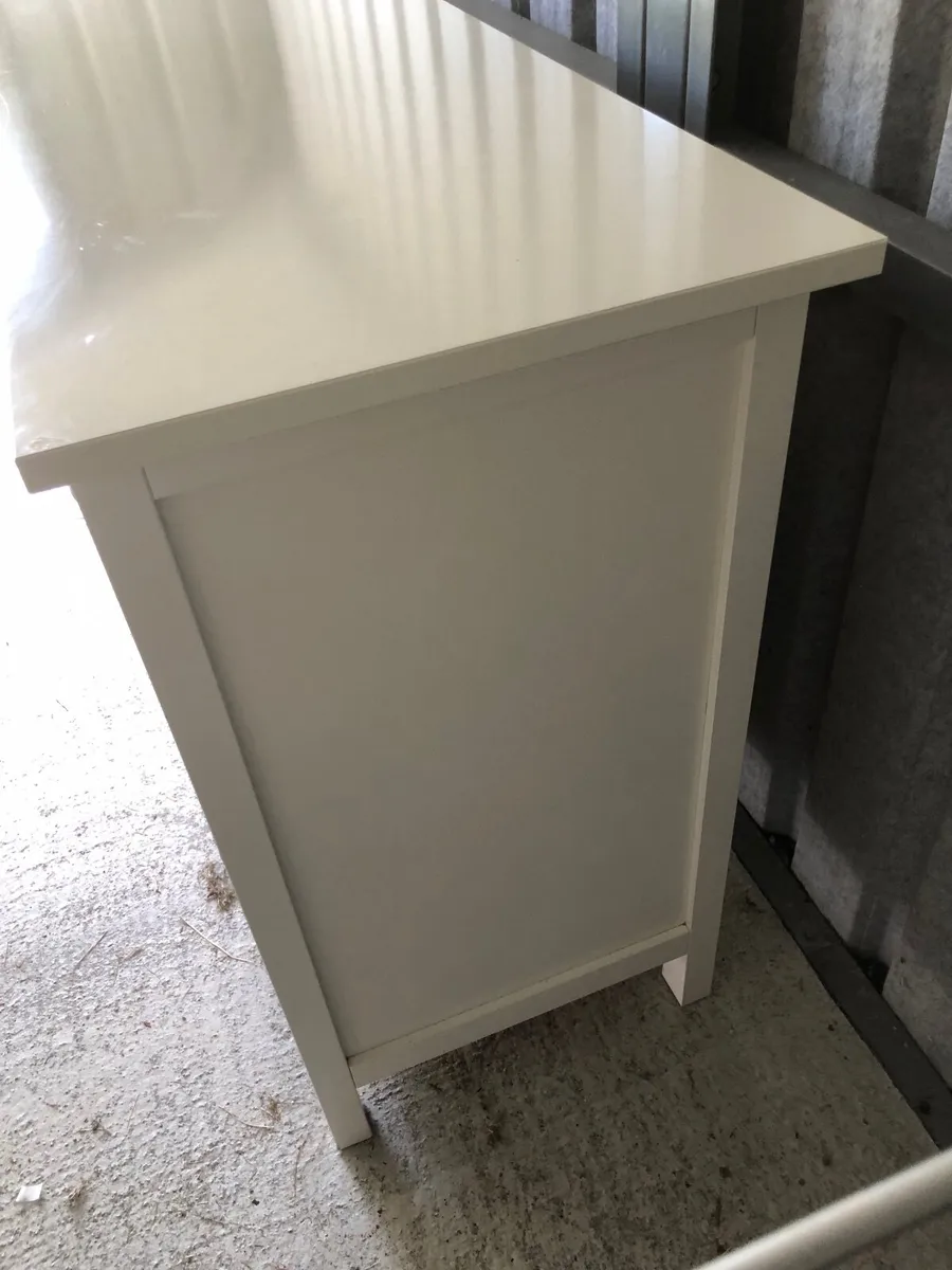 Chest of drawers - Image 2