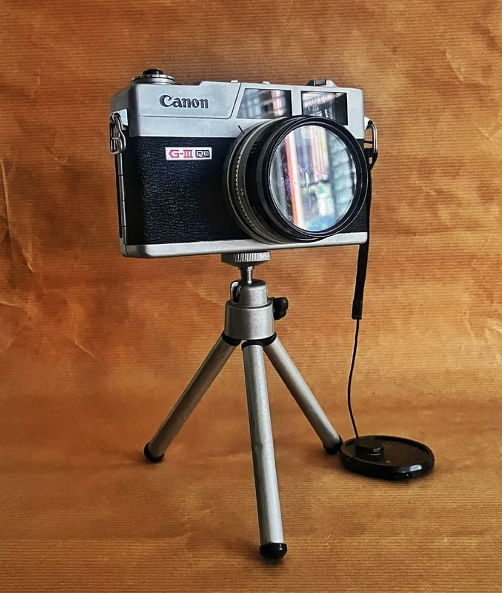 Canonet G-III 17 35 mm film camera Manufactured from spring 1972 to summer 1982 - Image 1
