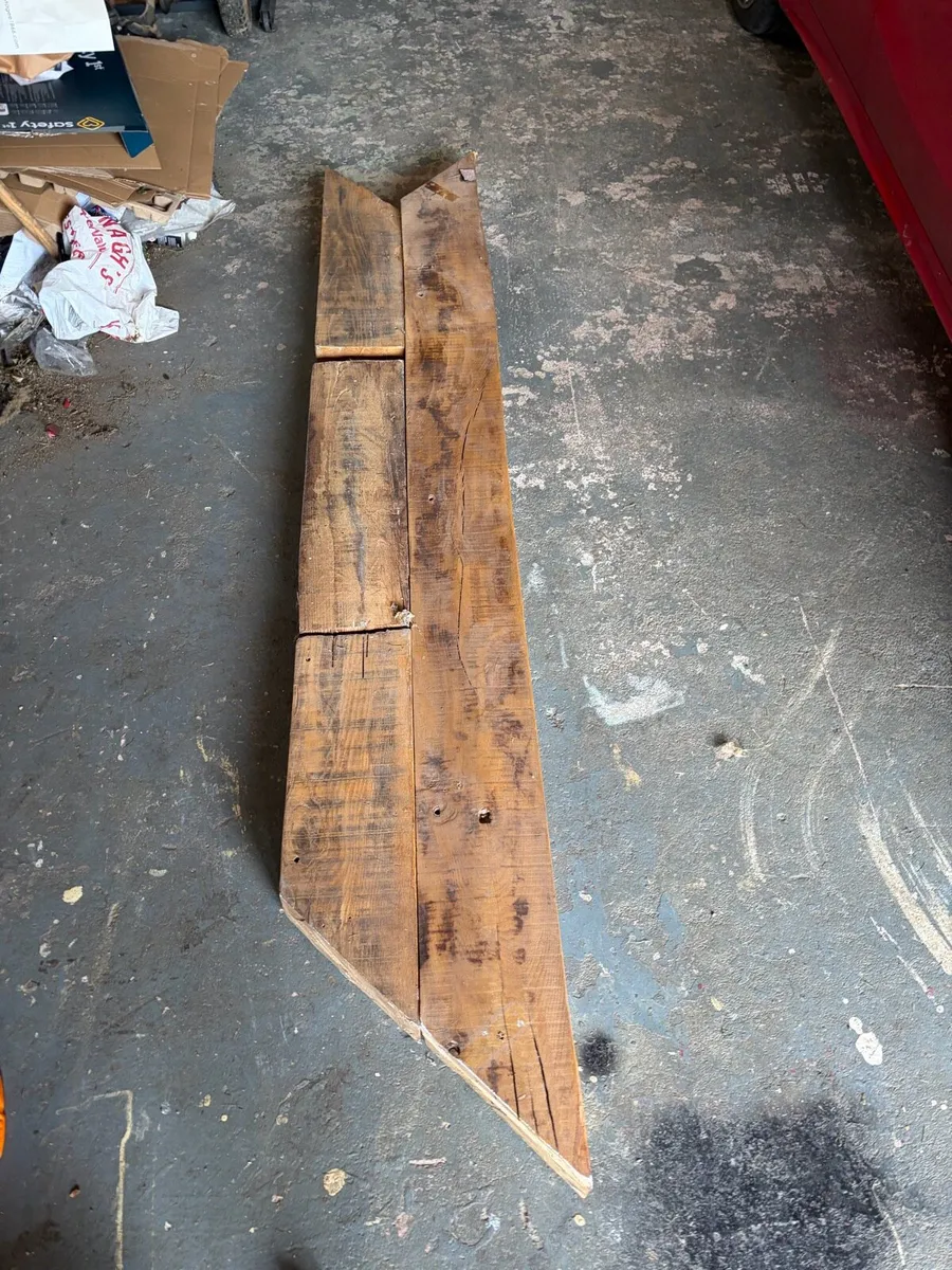 Oak beam - Image 1