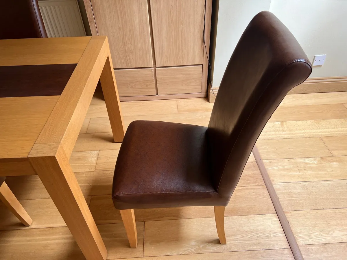 Dining Table & 6 Leather Chairs - Image 4