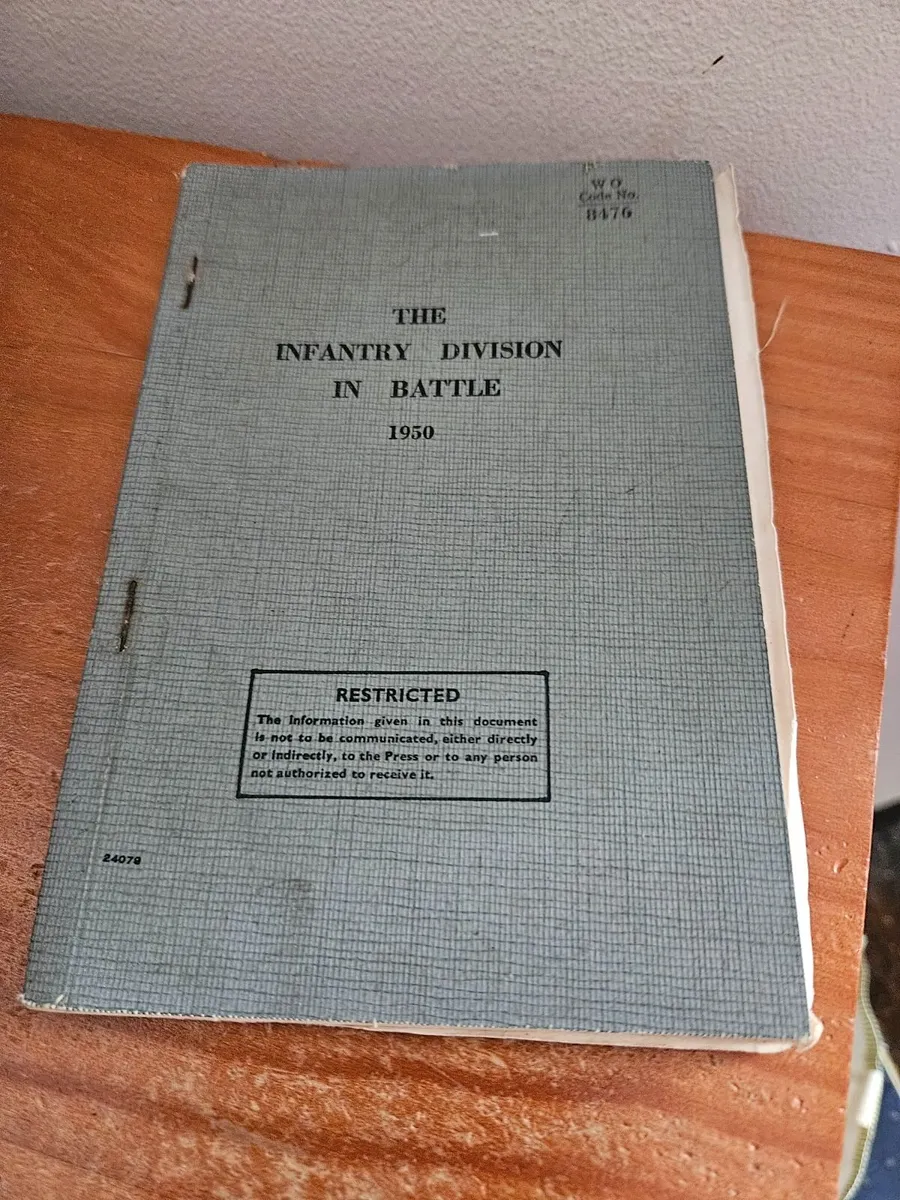 Vintage Booklet Infantry Division in Battle