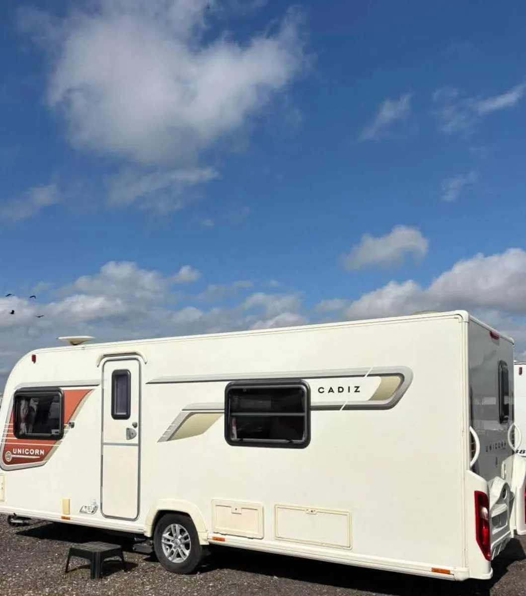 2014 bailey unicorn cadaz twin singles caravan - Image 4