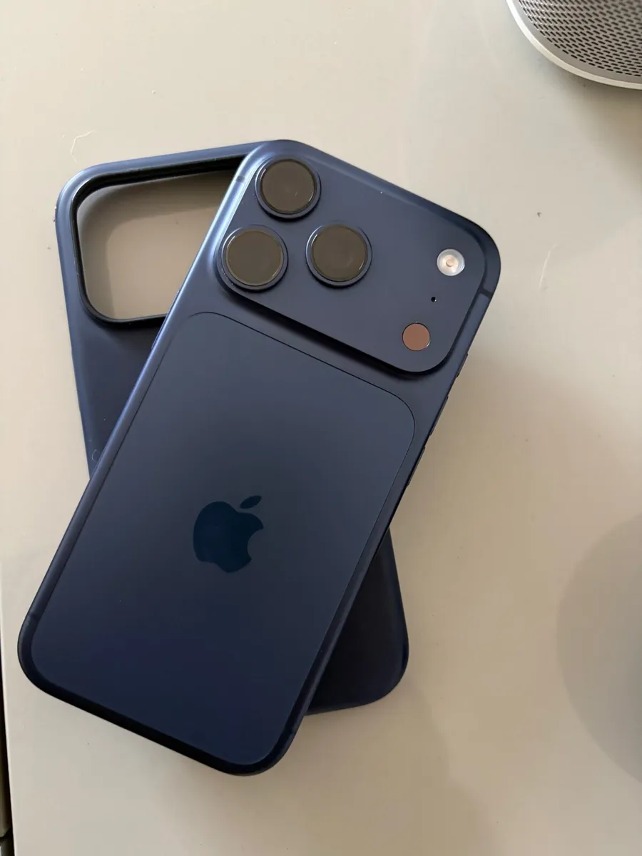 iPhone 17 Pro - Image 3
