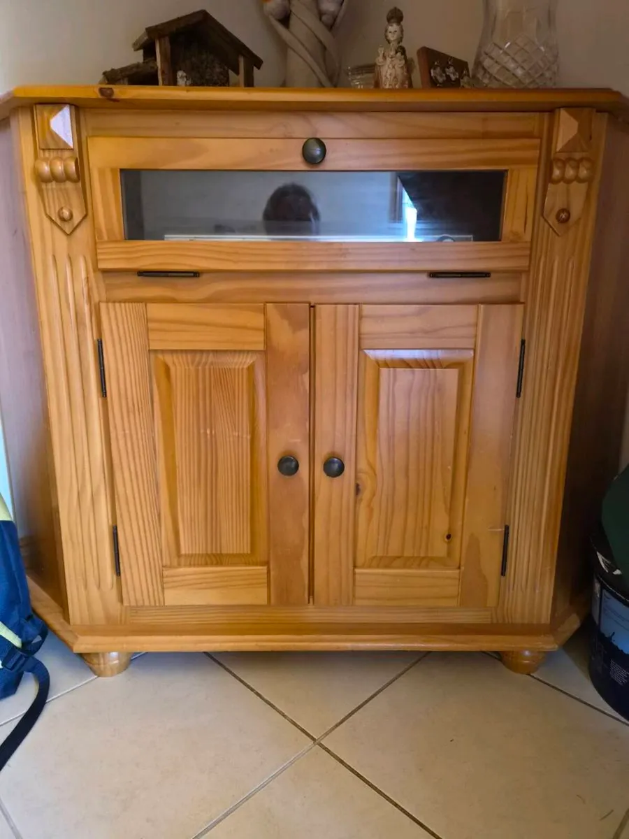 Corner Unit - Image 1