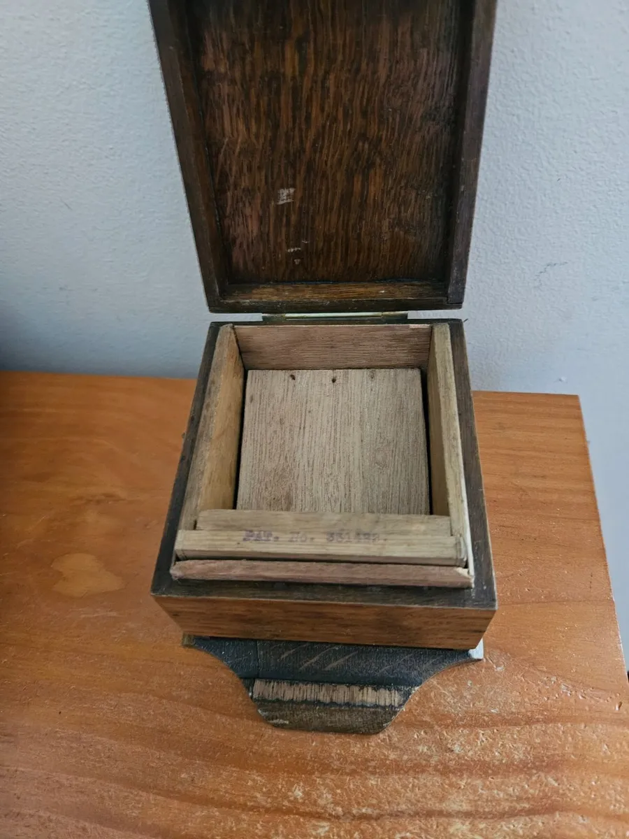 Vintage Roll Your Own Cigarette Box - Image 2
