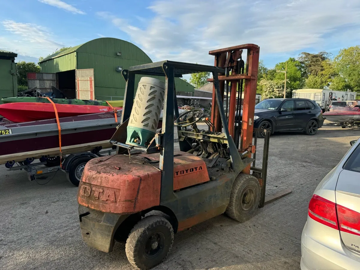 4 forklift s for sale - Image 2