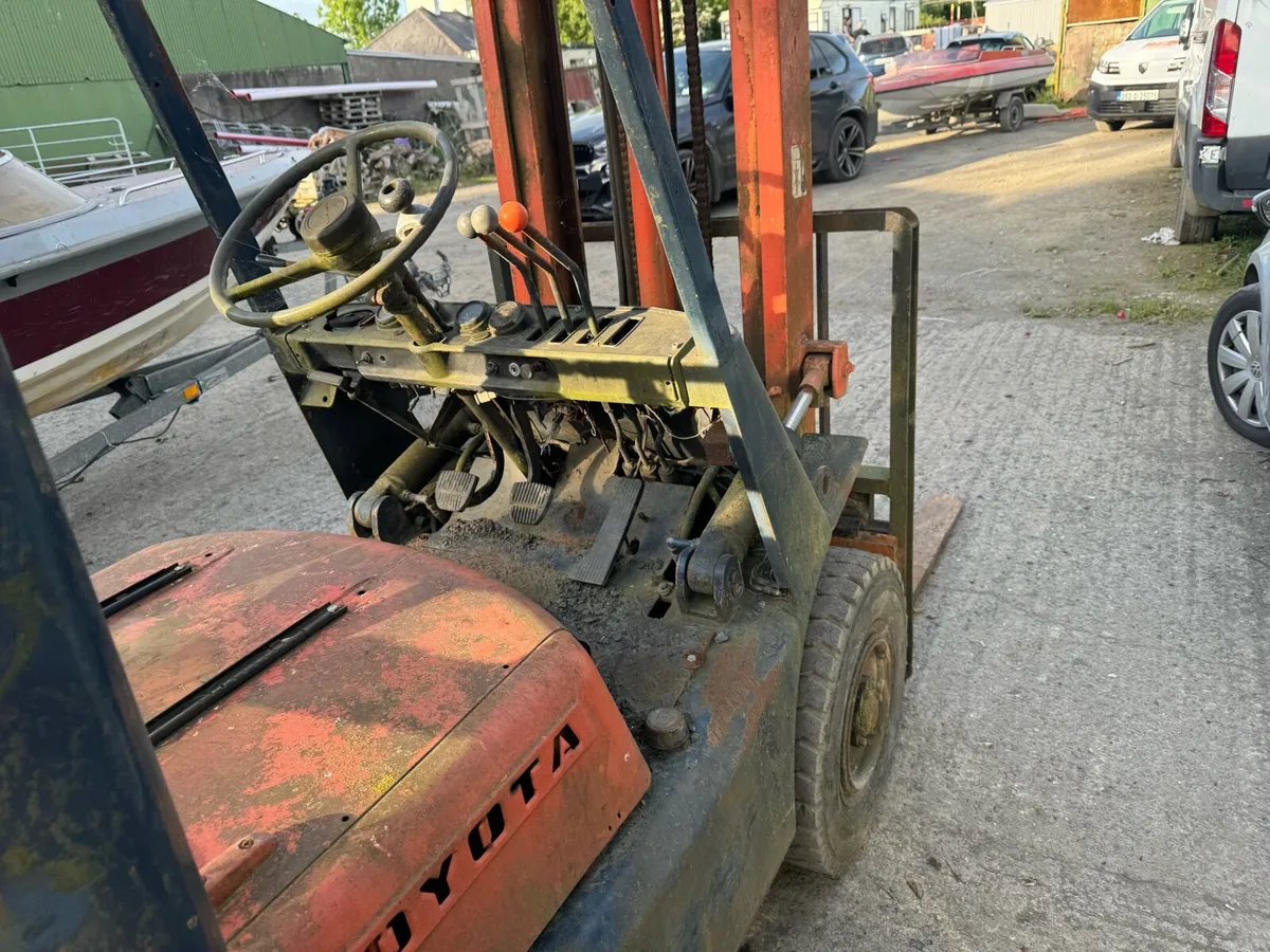 4 forklift s for sale - Image 3