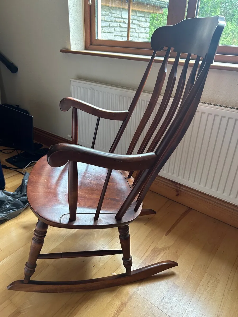 Beautiful Maple Wood Rocking Chair - Image 3