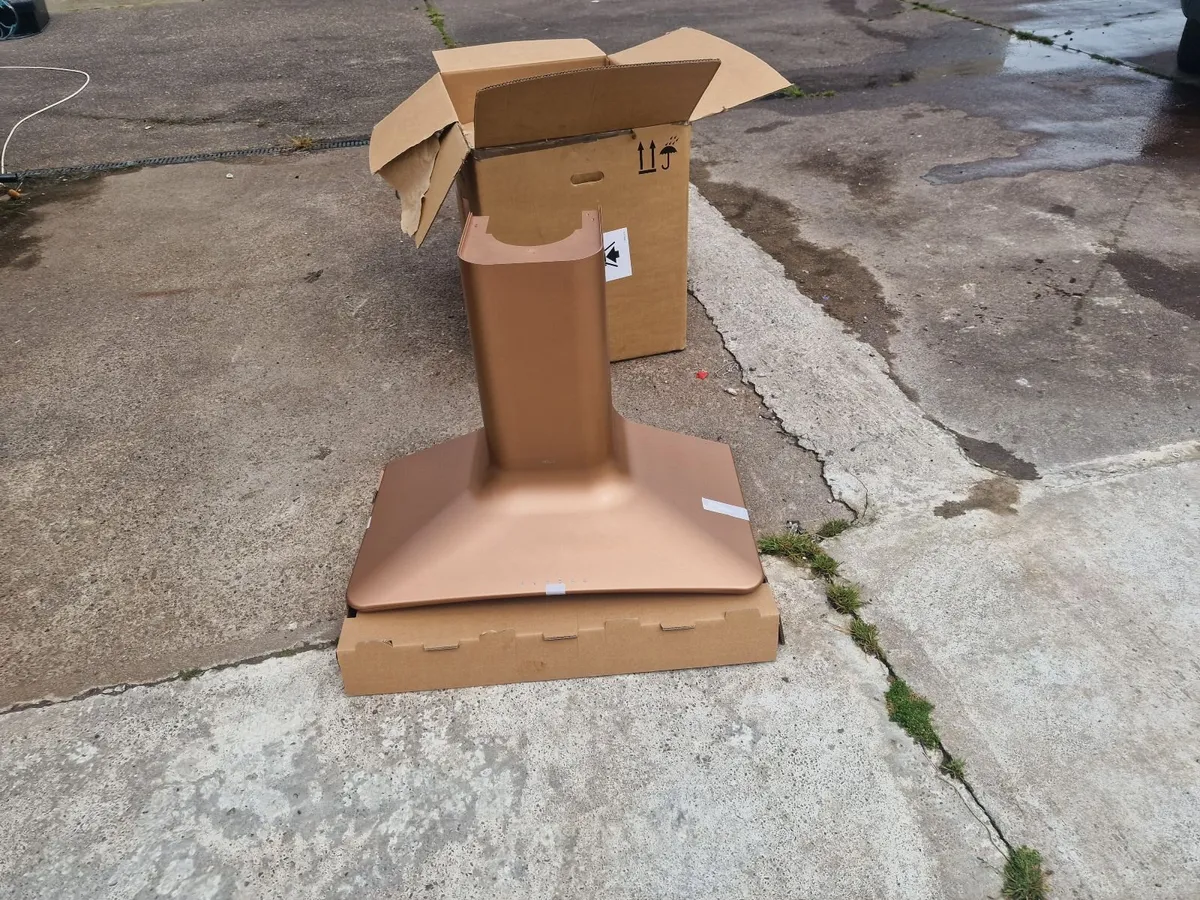 Kitchen extractor - Image 1